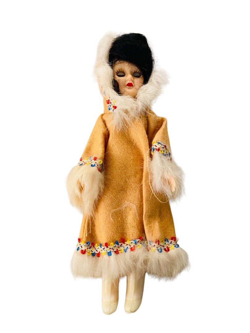 1960s ARCO Miss Alaska Eskimo Dolls of the World Set Sleep Awake Eyes 8"