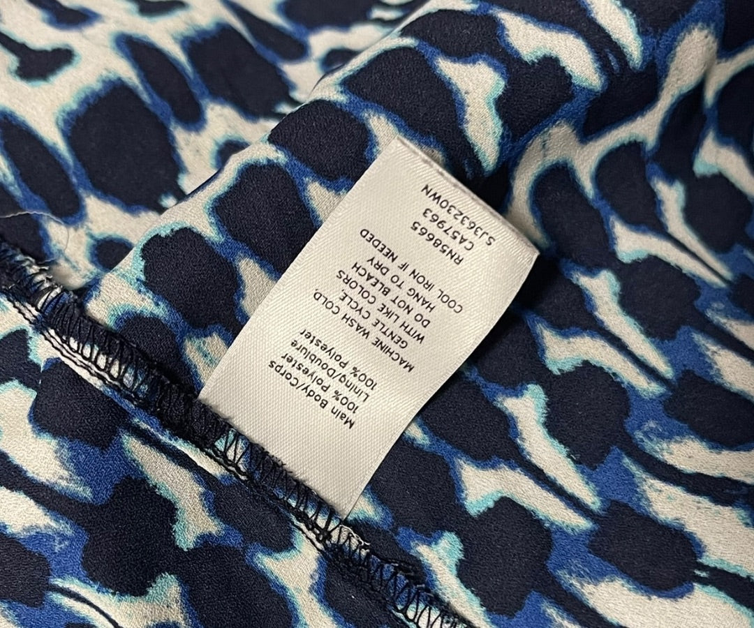 Size 24W Sejour Capsleeve V-Neck Womens Geometric Patterned Shirt Blouse Blue