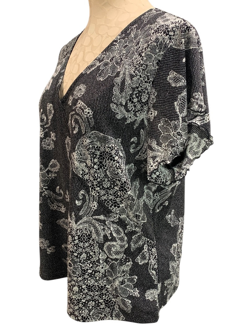 Large Laura Ashley Womens Lined V-Neck Shirt Lace Print Lined Black