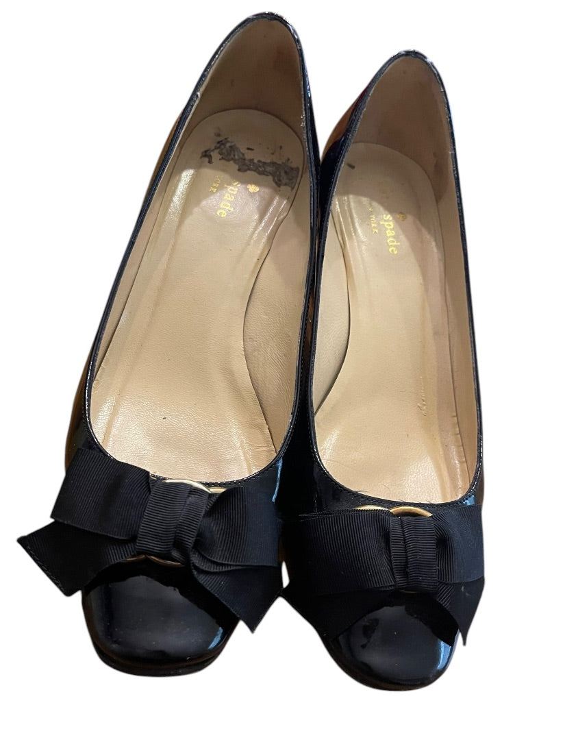 Size 9B Kate Spade Patent Bow 2.5 Inch Block Heel Pumps