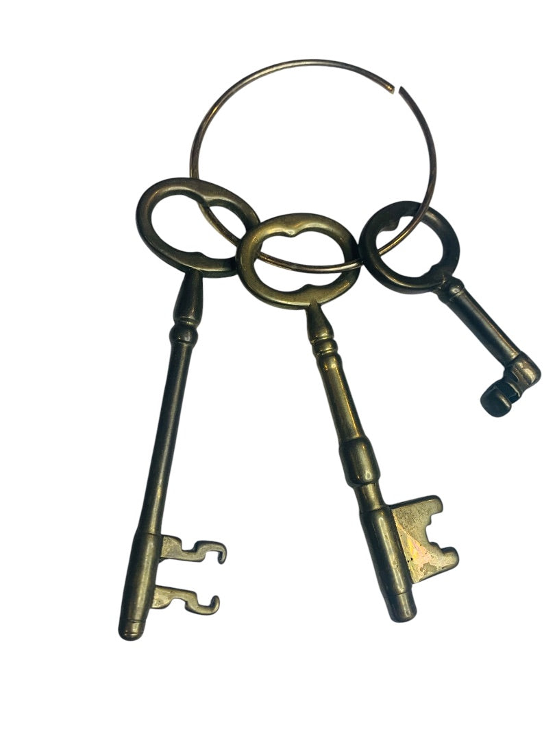3 Solid Brass Jailers Pirate Church Skeleton Key Ring Set Victorian Decor