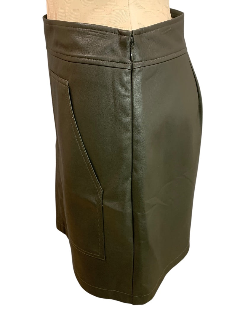 Size 4P Loft Petites Dark Gray Faux Leather Skirt Side Zip Front Pockets