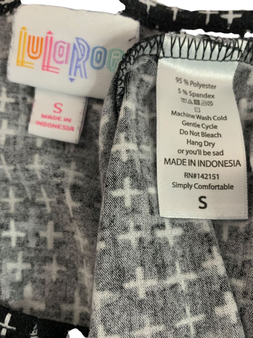 Size Small LulaRoe Womens Irma Tunic Tshirt Hi Lo Black Print