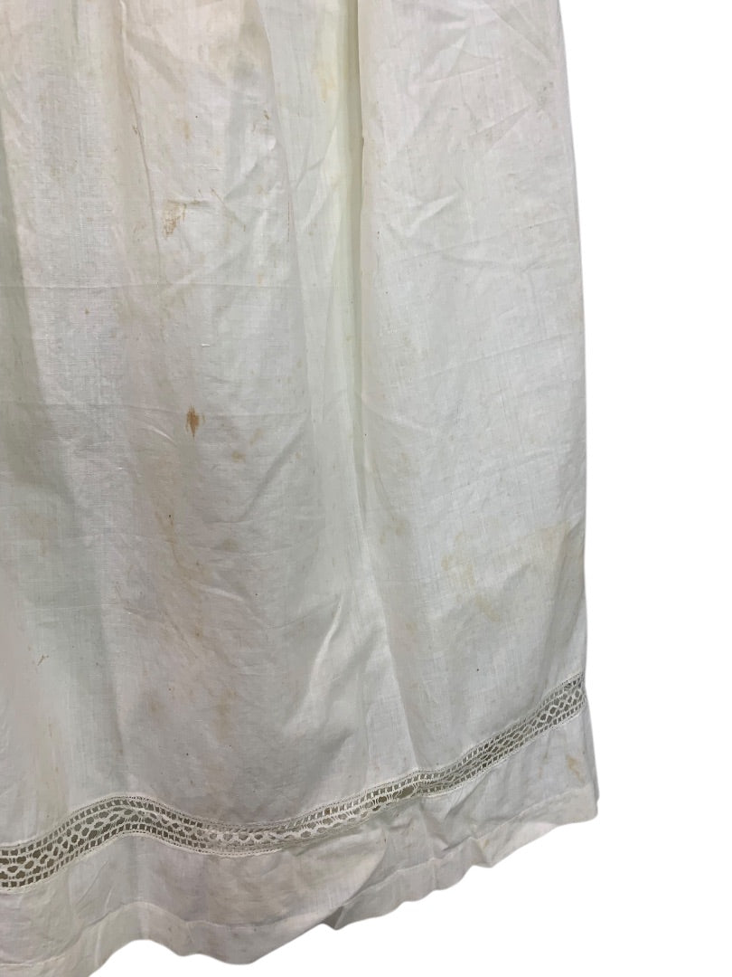 Antique Victorian Girls Gown Eyelet Embroidery 1800s Lace Trim