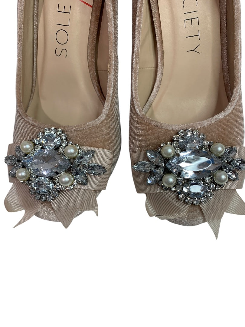 Size 5.5 Sole Society Womens Beige Velvet Embellished 3" Block Heels