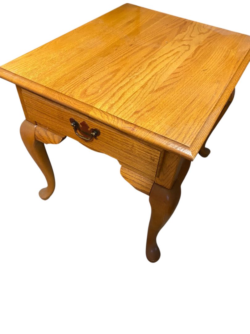 Broyhill Solid Oak End Table Country French Drawer 22"L x 27"D x 24"H