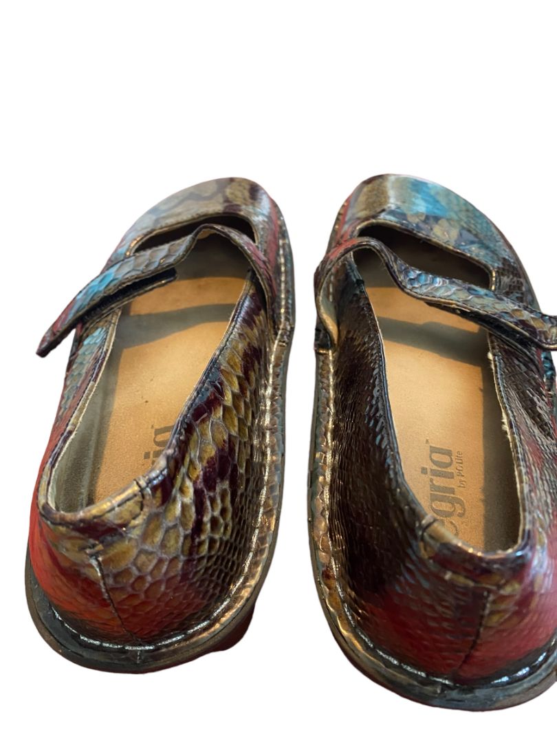 9 (39) Algeria Feliz Fel Paloma Green Faux Animal Print Patent Mary Jane Shoes Comfort