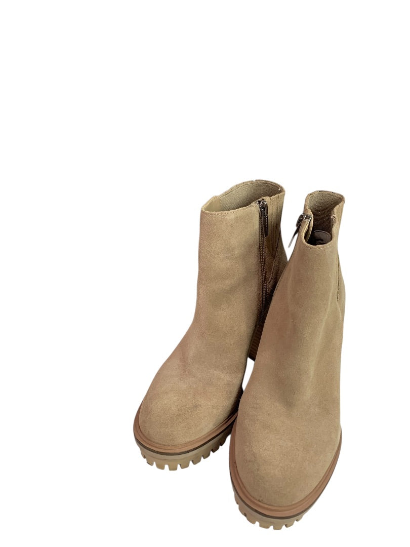 Size 6M Vince Camuto Womens Heeled Booties Truffle Taupe Suede Ernessa