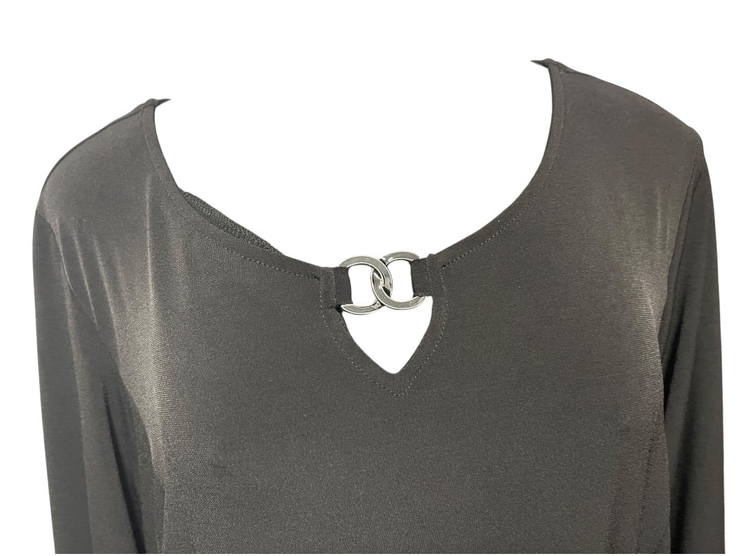 Large Susan Graver Pull Over Liquid Knit Enamel Detail Dress Blacck