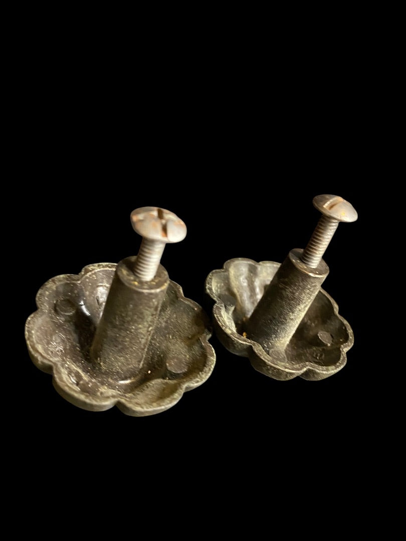 Set of 2 Brass Pumpkin Style Floral Drawer Pull Knobs 37mm 1.4"