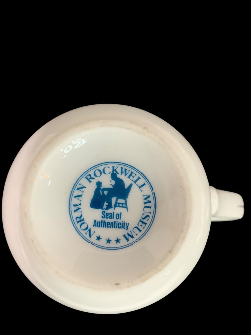 1982 Norman Rockwell Museum Collection Mug Gold Trim "Memories"