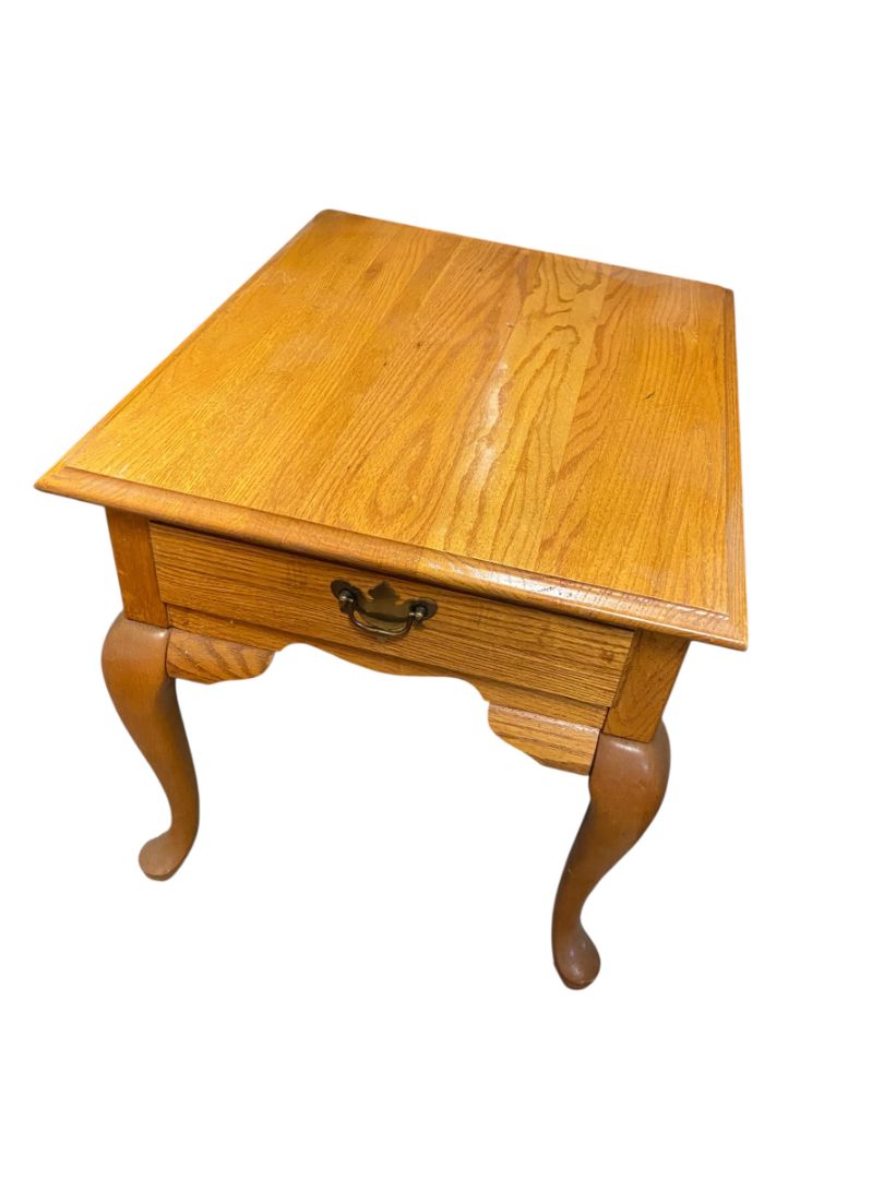Broyhill Solid Oak End Table Country French Drawer 22"L x 27"D x 24"H