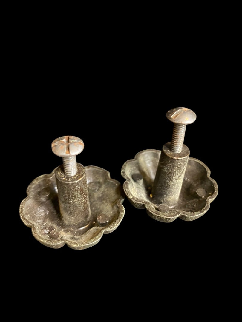Set of 2 Brass Pumpkin Style Floral Drawer Pull Knobs 37mm 1.4"