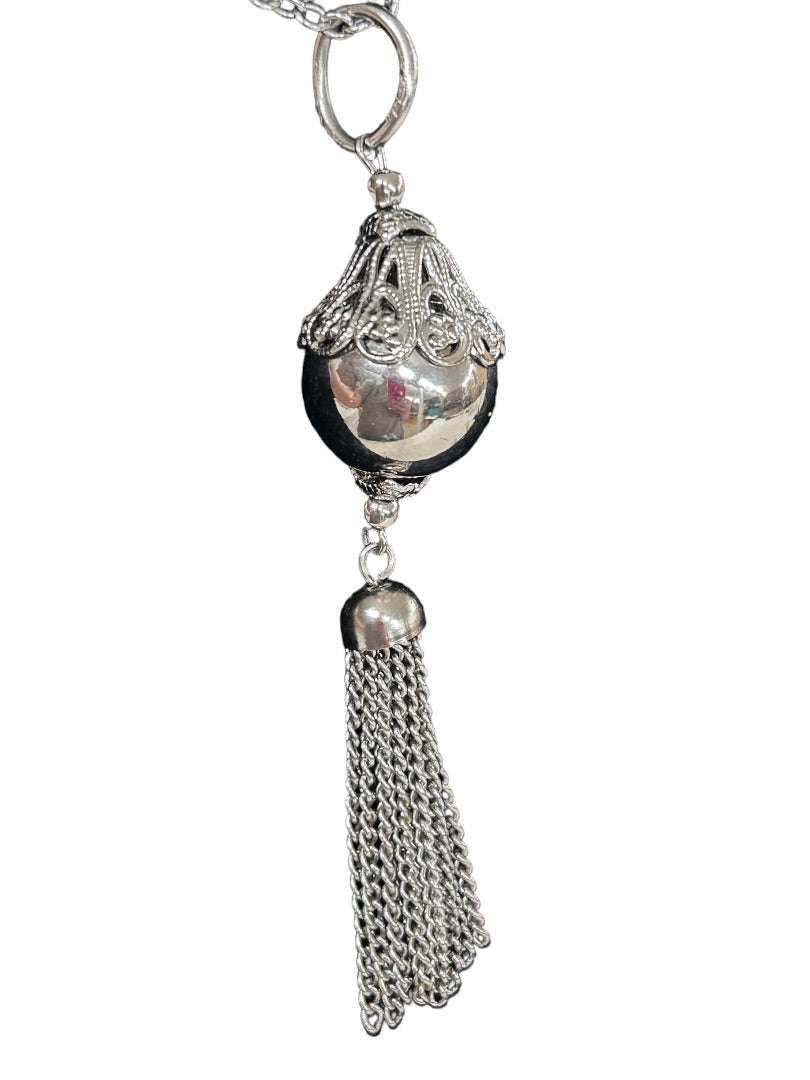 Signed Sarah Coventry Silvertone Tassel Pendant Necklace 24" Chain
