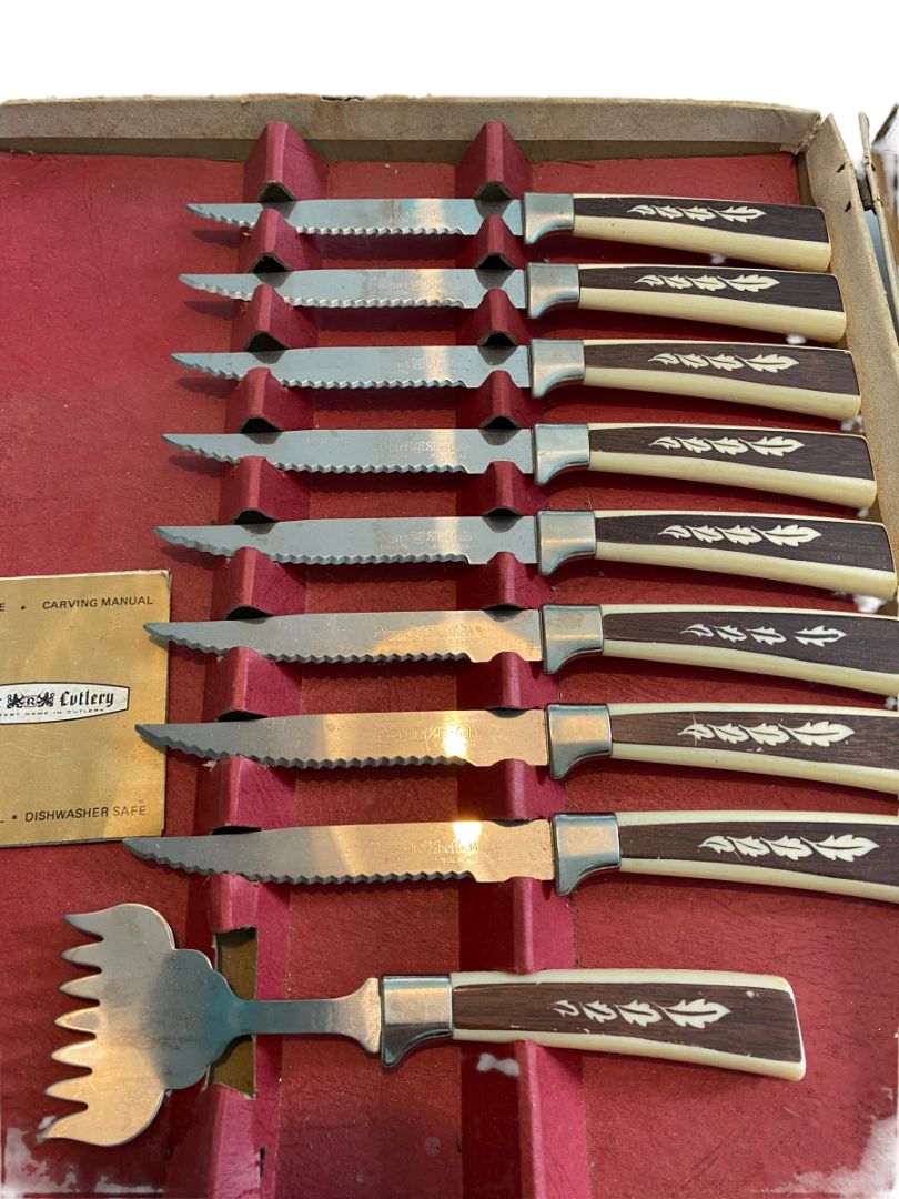 Regent Sheffield Stainless Steel England Complete Steak Knives & Serving Set Vintage