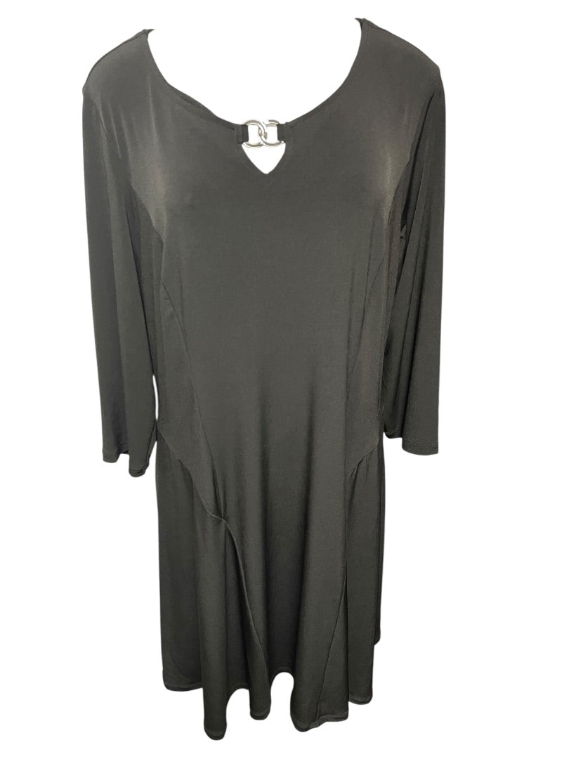 Large Susan Graver Pull Over Liquid Knit Enamel Detail Dress Blacck