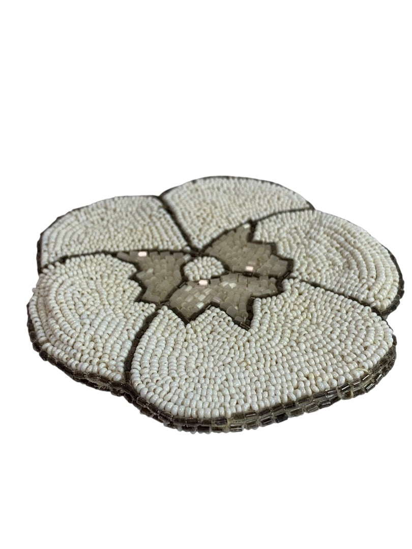 Vintage Beaded White Flower Small Pouch Snap Top Coin Purse 4 Inch