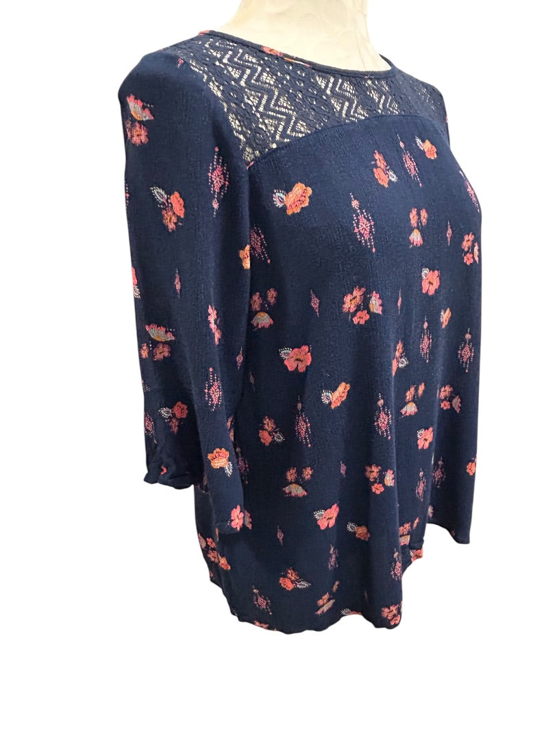 Size 18.5 Mudd Girls Boho Navy Blue Pink Print Blouse Shirt Lace
