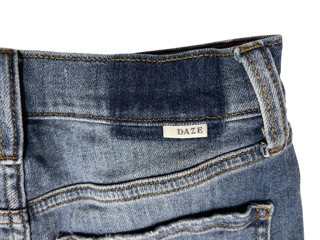 Size 25 Daze Hug Stretch Denim Womens Jean Shorts