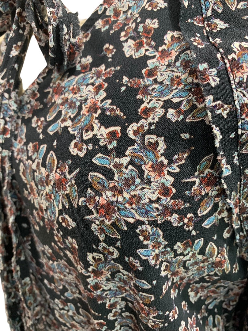 Small Dolce Vita Silk Floral Print Long Sleeve Dress V-Neck Tie Pockets