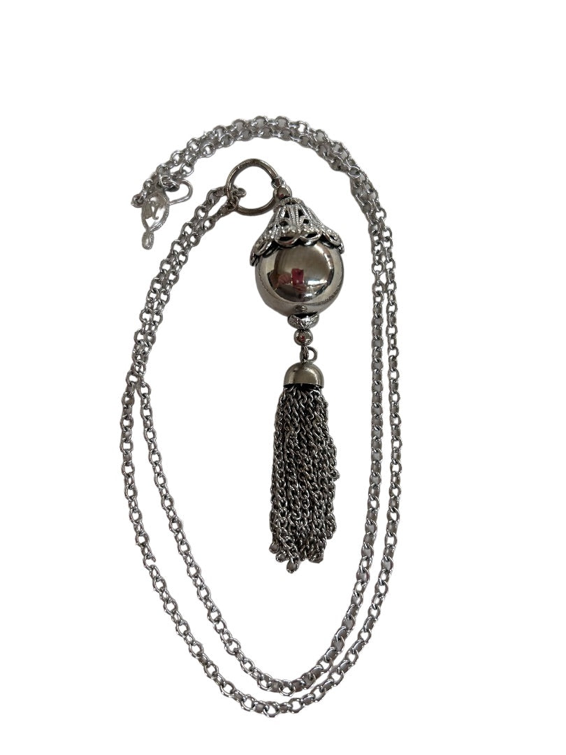 Signed Sarah Coventry Silvertone Tassel Pendant Necklace 24" Chain