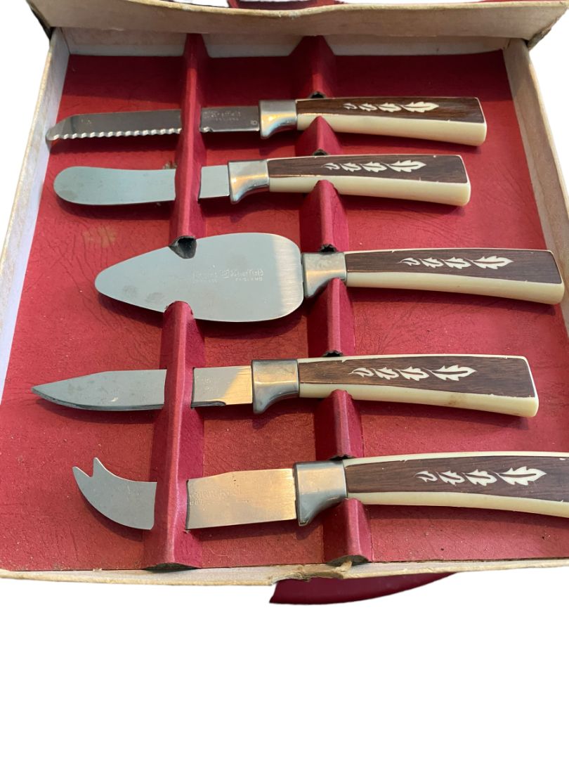 Regent Sheffield Stainless Steel England Complete Steak Knives & Serving Set Vintage