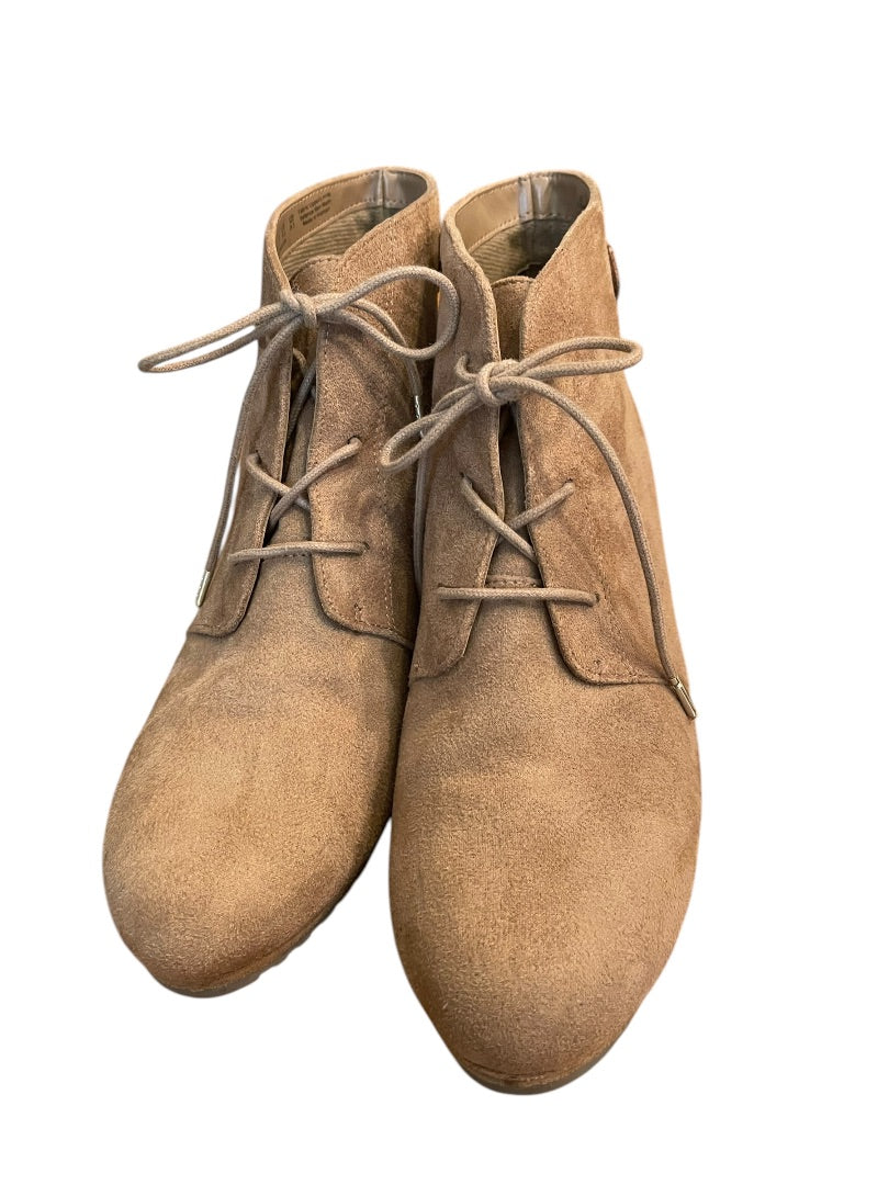 9.5M Dr Scholls Conquer Womens 2 Inch Wedge Ankle Bootie Brown