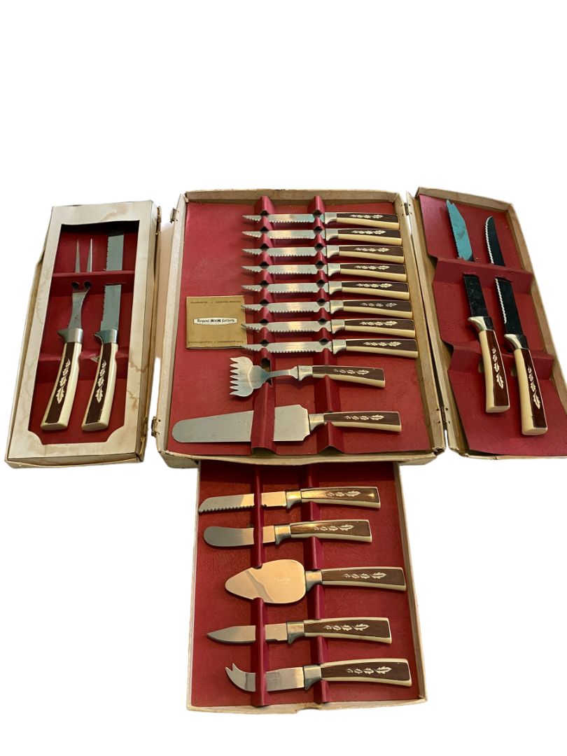 Regent Sheffield Stainless Steel England Complete Steak Knives & Serving Set Vintage