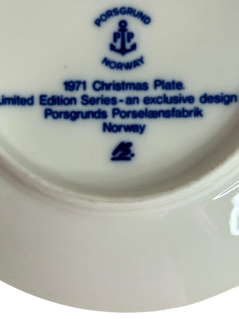 Porsgrund Norway Christmas Plate On the road to Bethlehem Julen 1970 Blue 7"