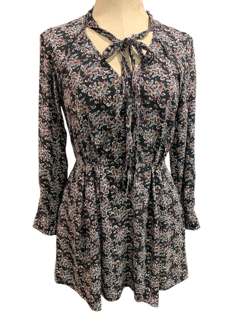 Small Dolce Vita Silk Floral Print Long Sleeve Dress V-Neck Tie Pockets