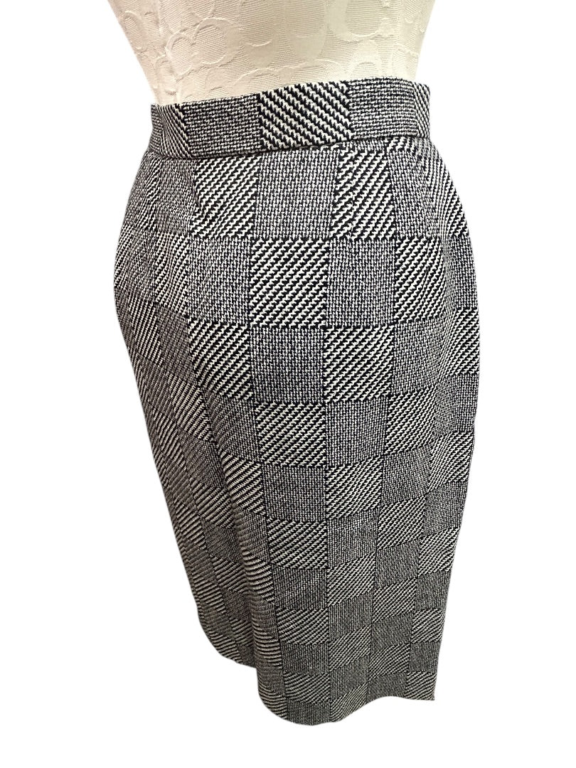 Jaeger Wool Skirt Vintage Checkered Side Button Made In Great Britain Size 24