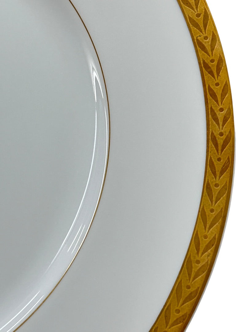 Sango Royalty Pattern White Gold Trim Dinner Plate 10.5" 1970s