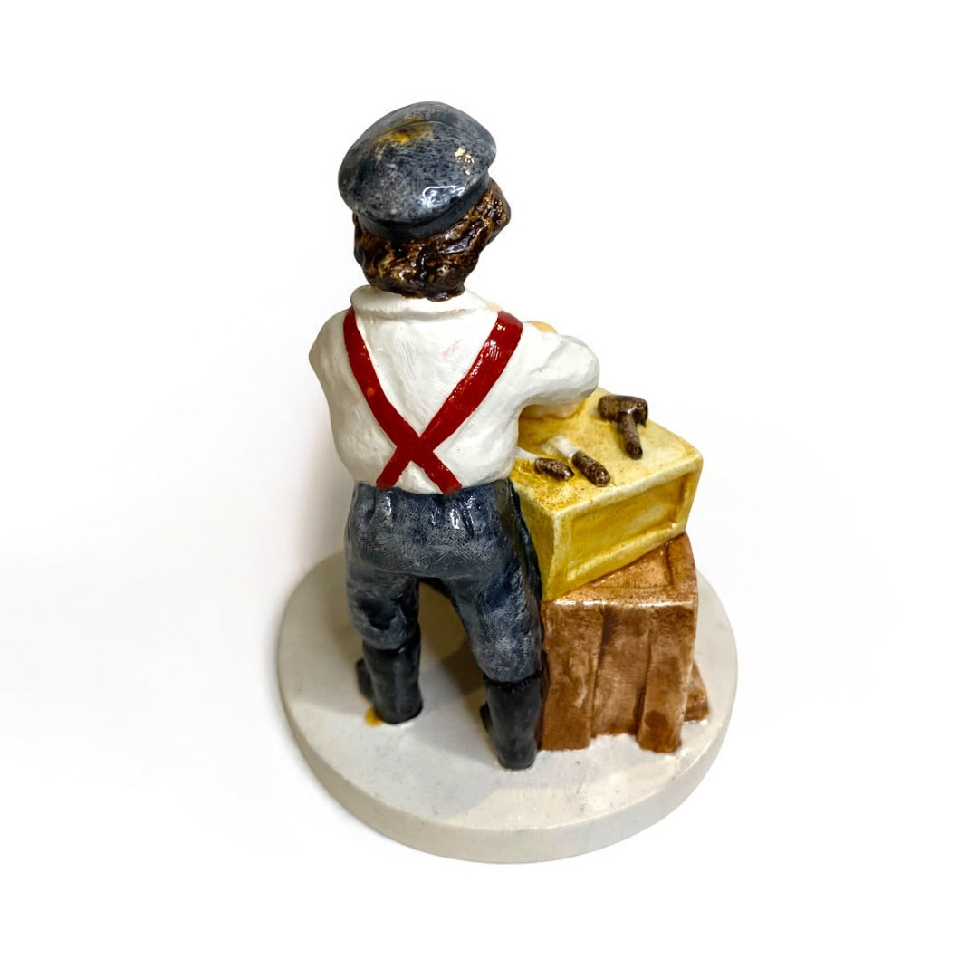 1990 Sebastian Miniatures Figurine Sailing Days 3.75 Inch Numbered