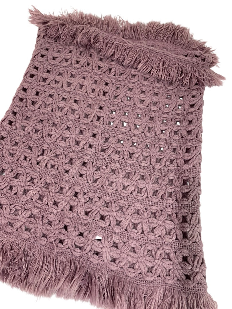 One Size American Eagle Womens Cowl Neck Scarf Soft Fringed