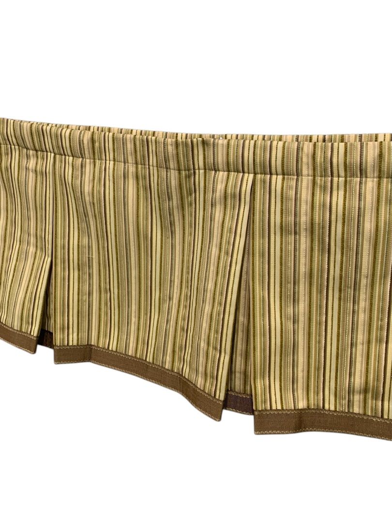 Smith + Noble Set of 2 Pocket Pleated Valance Curtains 48 x 18 Inches
