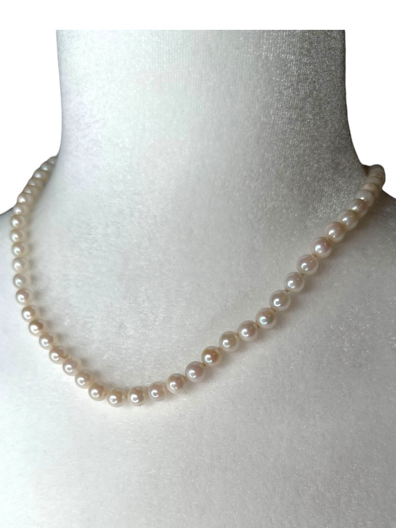 White Pearl Hand Knotted Vintage 1960s Necklace 17" Goldtone Clasp