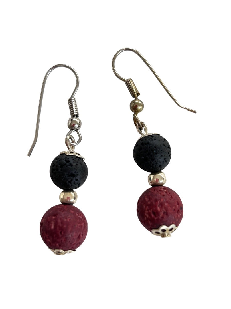 Beaded Black Red Hook Pierced Earrings Silvertone 1" Drop Dangle Lightweight