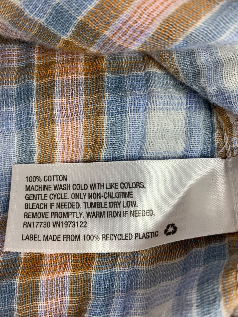 Small Universal Thread Womens Soft Button Up Plaid Shirt