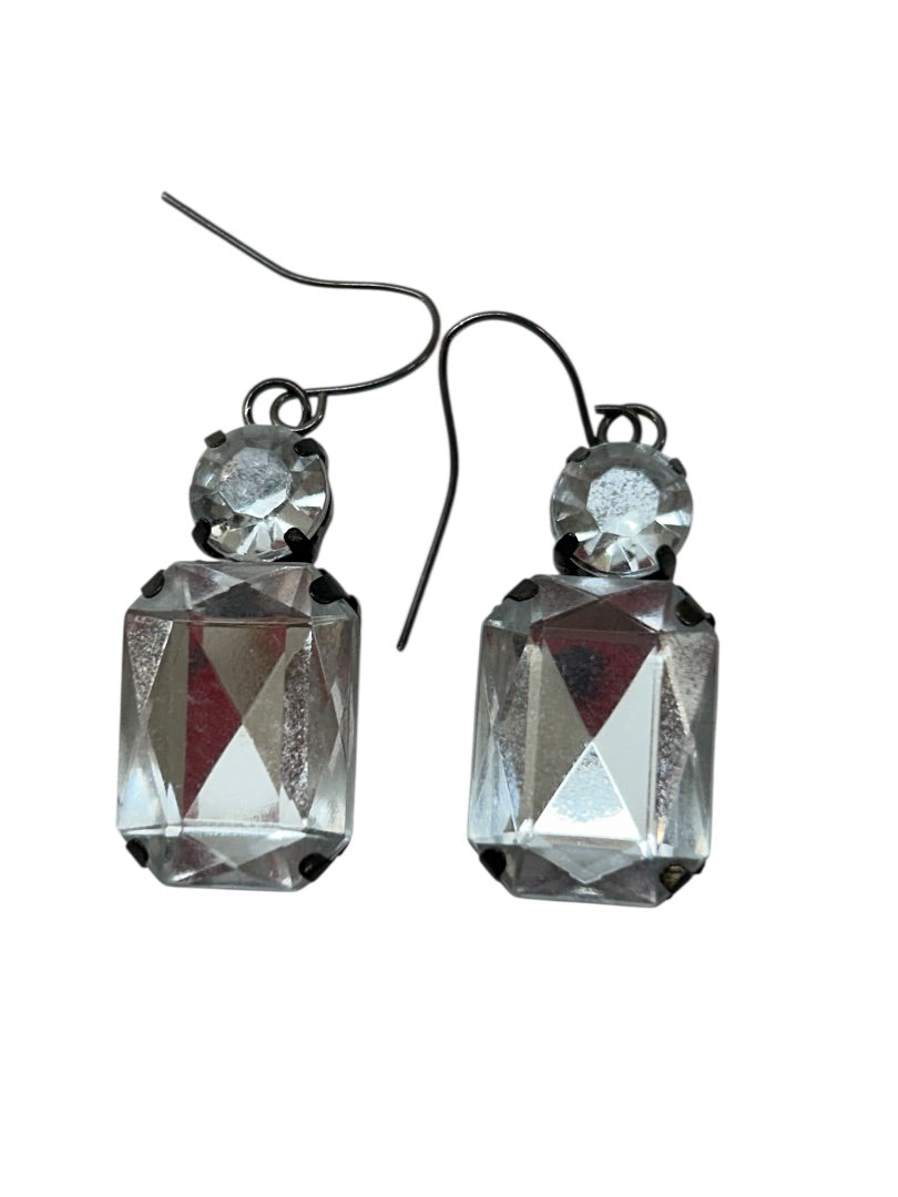 Lightweight Acrylic Clear Fish Hook Earrings 1.5 Inch Drop Dangle