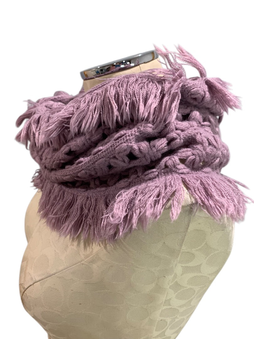 One Size American Eagle Womens Cowl Neck Scarf Soft Fringed