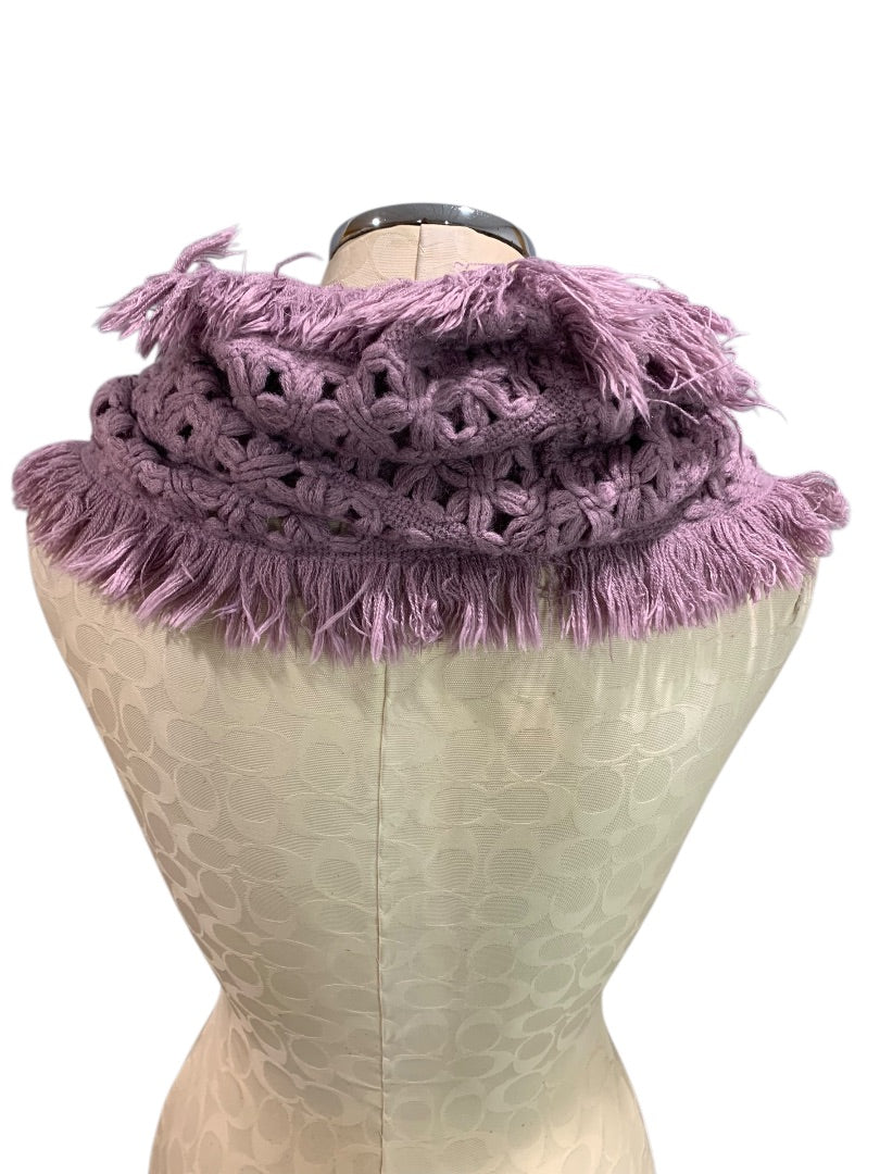 One Size American Eagle Womens Cowl Neck Scarf Soft Fringed