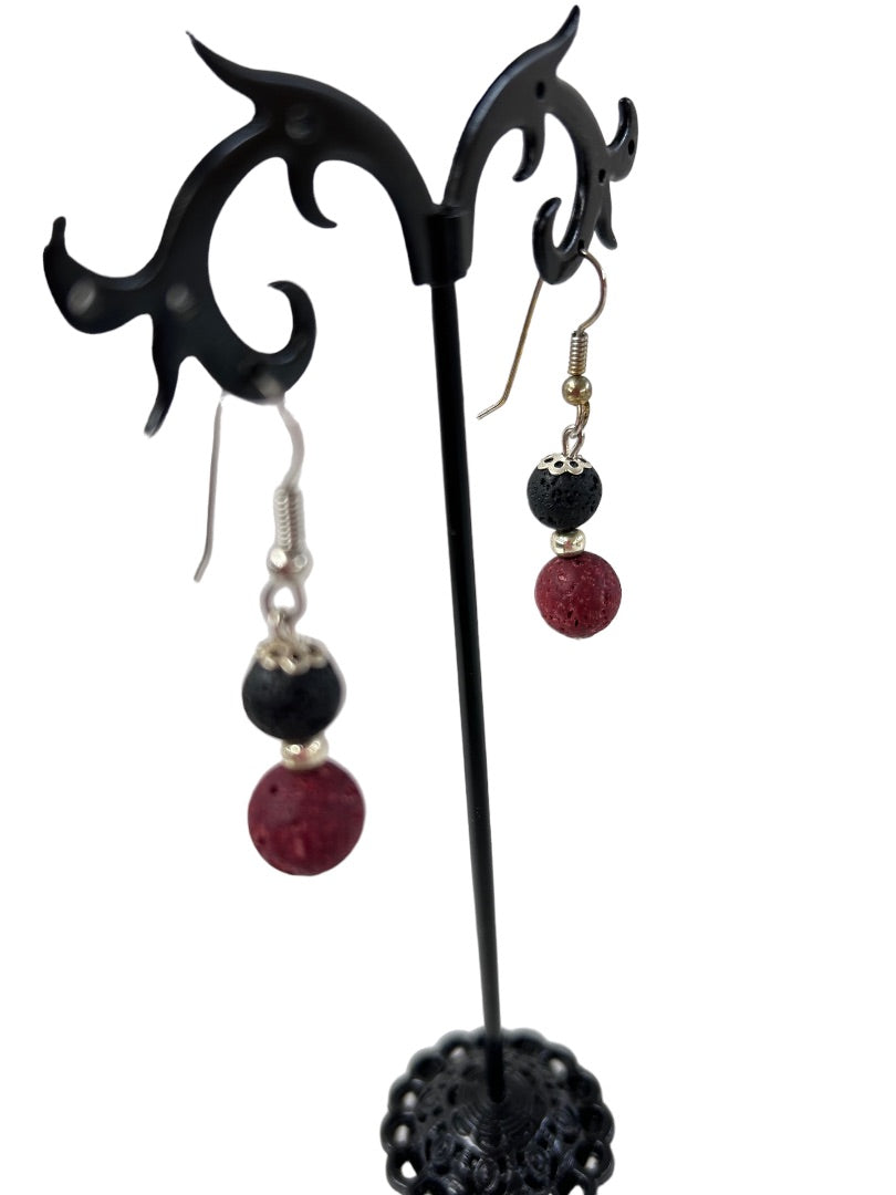 Beaded Black Red Hook Pierced Earrings Silvertone 1" Drop Dangle Lightweight