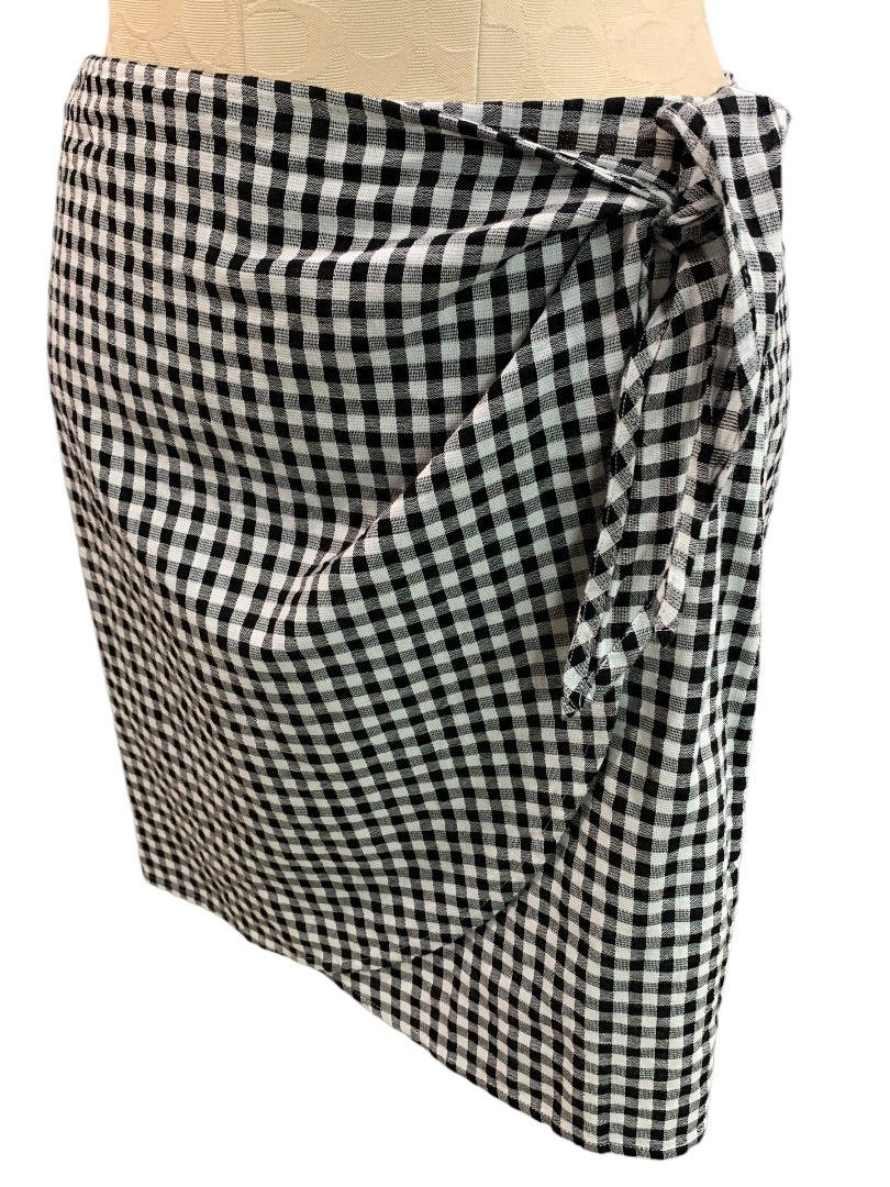 Size 6 Madewell New Wrap Skirt Black White Gingham Plaid