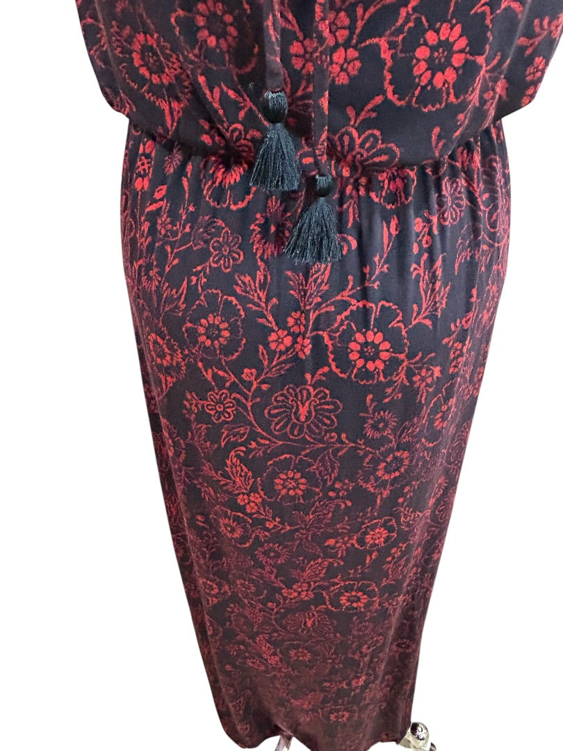 Medium Loft Navy Blue Red Floral V-Neck Tie Back Maxi Dress Soft Knit