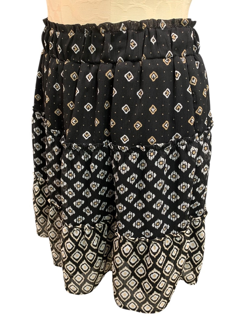 Small Petite Loft Pull on Skirt Black White Tan Pattern Lined