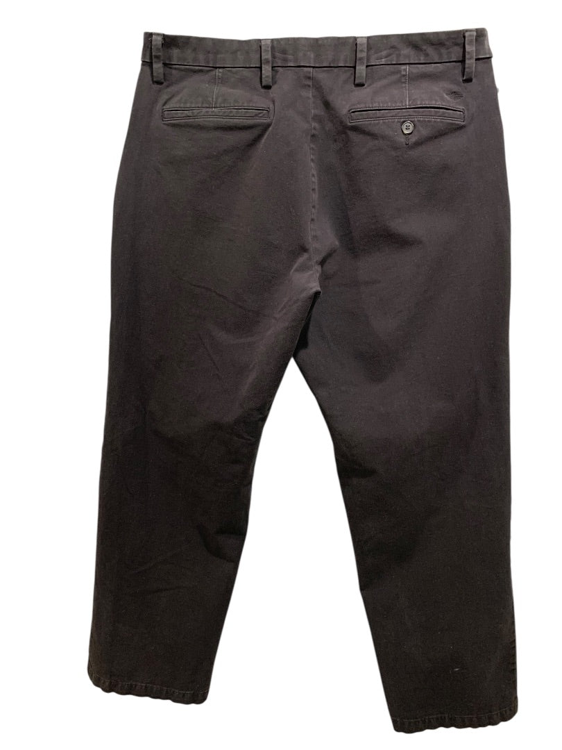 38 x 32 Dockers Mens Chino Pants Black Classic Fit