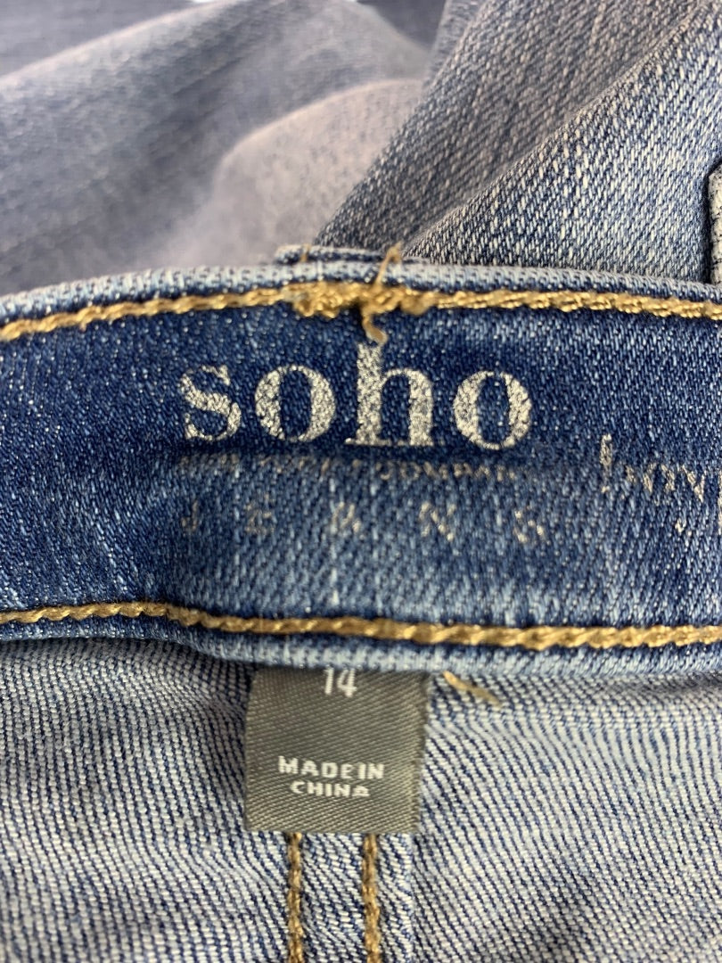 Size 14 NY&Co Womens Soho Boyfriend Jeans Stretched Distressed Tapered