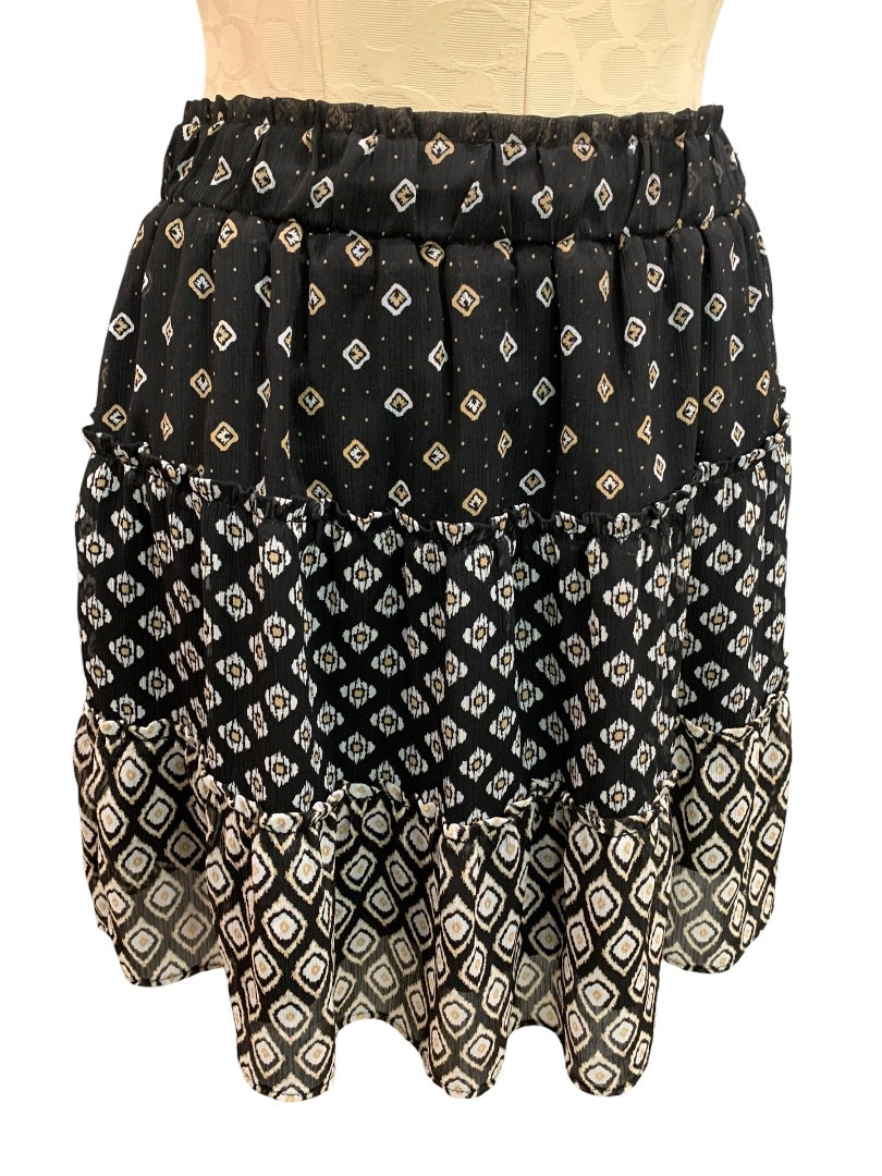 Small Petite Loft Pull on Skirt Black White Tan Pattern Lined