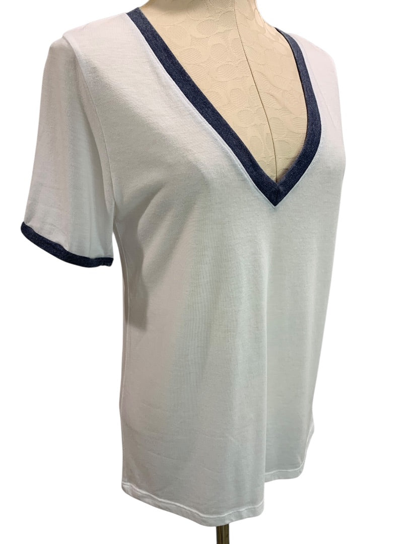 Small Treasure & Bond Womens Oversize V-Neck Tshirt White Blue