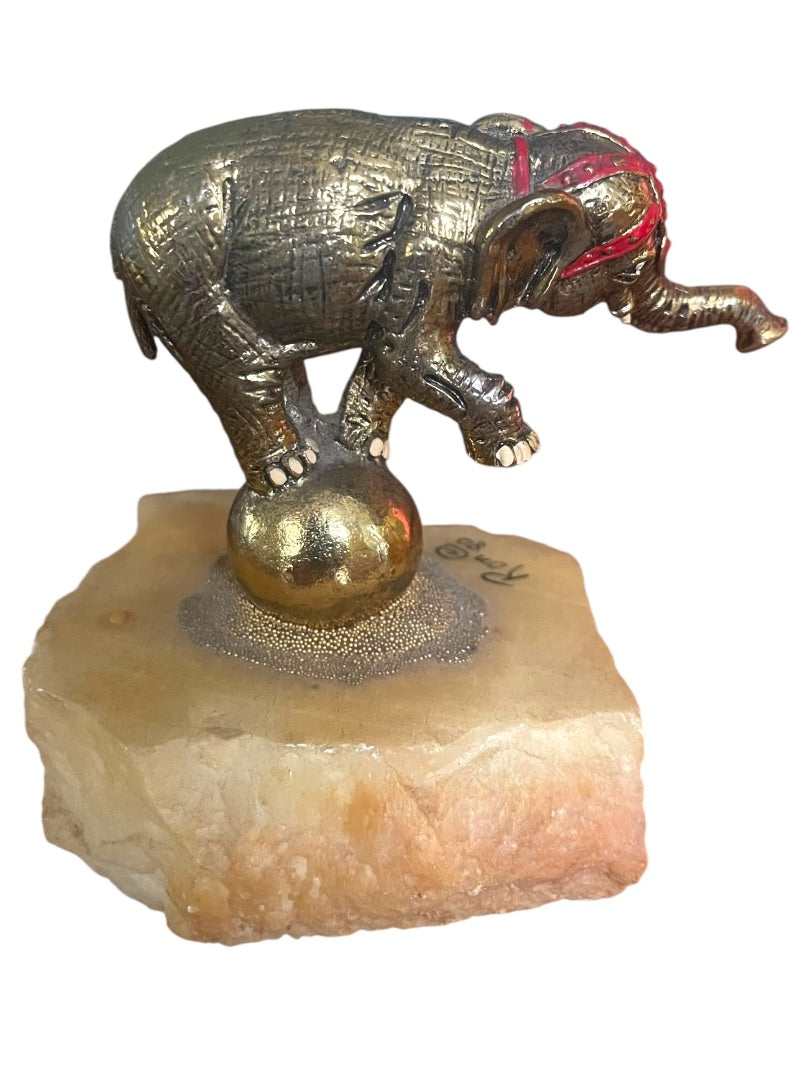 1980 Ron Lee Sculpture Circus Elephant on Ball Quartz Signed Goldtone